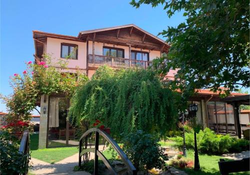 Lyaskovo Hotel | Rodopska Kushta