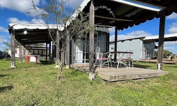 Rio Negro Cottage | Romántica Cabaña en Entorno Natural Único a 2 Km del Río Negro y 5 K de Mercedes