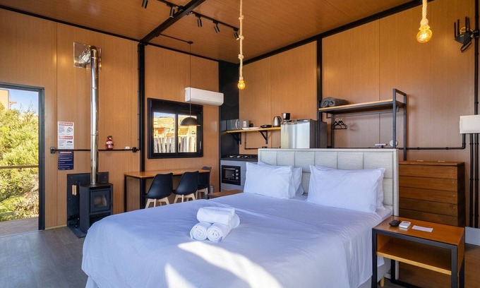 Anitapolis Cabin | Romantic Cabin With Mountain Views Vst037