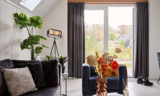 Voorthuizen House | Romantic Wellness Escape