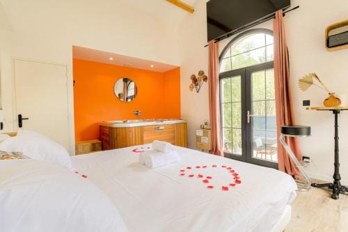 Dardilly House | Romantique et Sensuelle