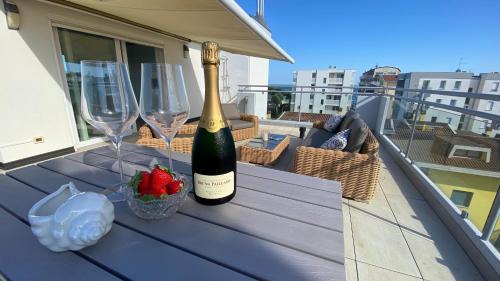Jesolo Apartment | Rooftop Onda Blu vista mare - Aria - a 150 mt dalla spiaggia