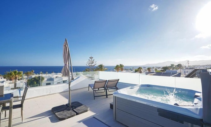 Puerto del Carmen Apartment | Rooftop sea view with Jacuzzi and A/C