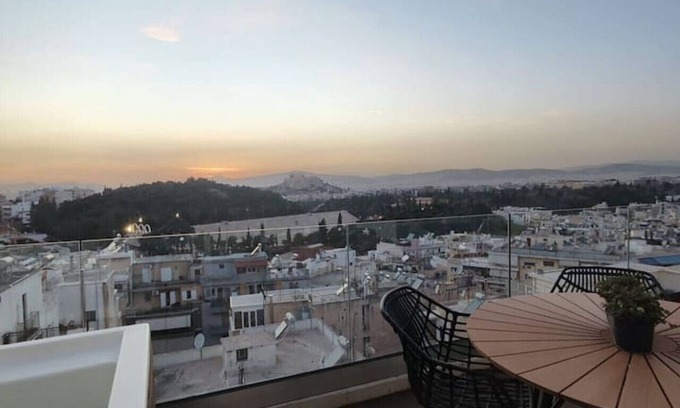 Pangrati Condo | Rooftop Serenity in Pangrati | Jacuzzi, 2 Terraces & Acropolis Views in Central Athens