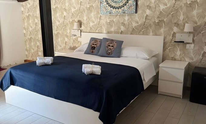 Fondo Morte Apartment | Room 206 at 'Le Saline Marzamemi' with Wi-Fi and Air Conditioning