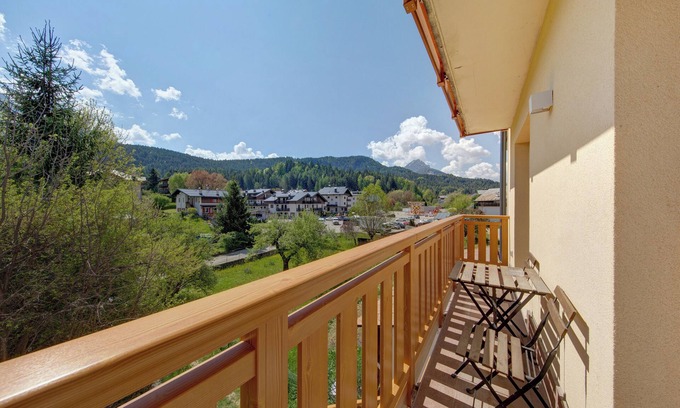 Pieve di Cadore Apartment | Room '4- Nene Maria' with Shared Terrace, Private Garden and Wi-Fi