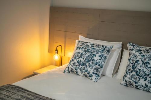 Simondium House | Room 6 - LEO Sky Guest House