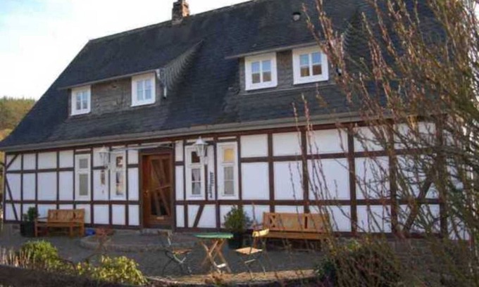 Lichtenfels Apartment | Room 7 - House by the forest