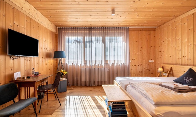 Lautlingen Apartment | Room 'Elsa' with Shared Terrace and Wi-Fi