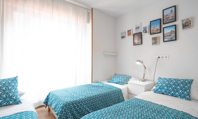 Distrito Llano Apartment | Room 'Estambul' with Wi-Fi