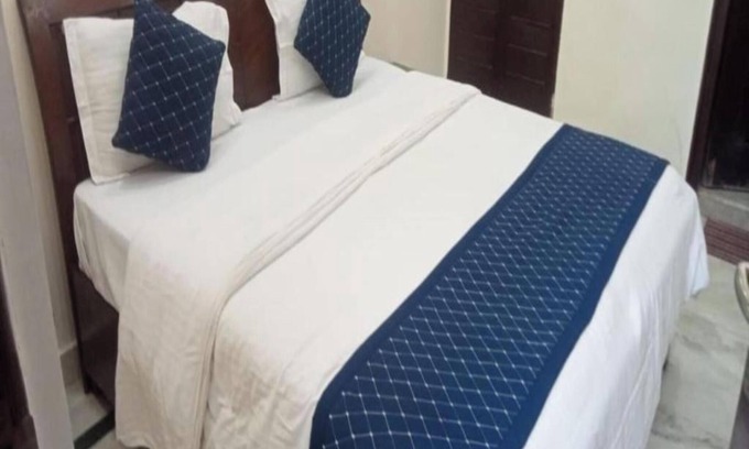 South Extension House | Room-home Stay Bed And Break Fast