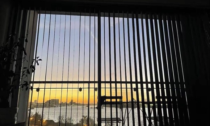 Greenwich Apartment | Rooms with a view!