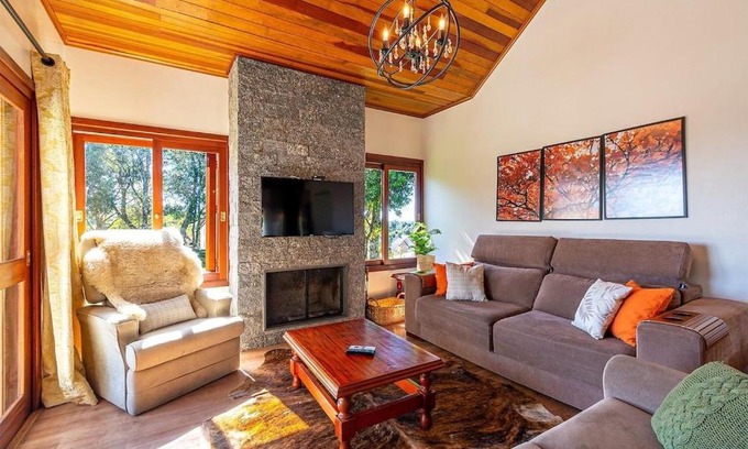 Canela House | Rosa Casa Vivendas da Colina