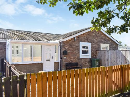 Beadnell House | Rosanna Cottage