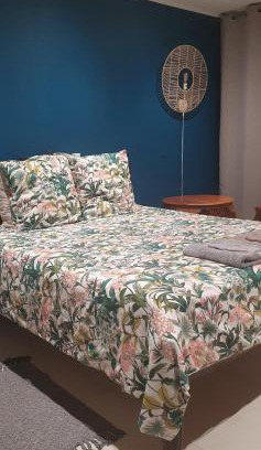 Pirae House | Rose Maison