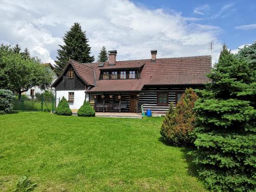 Mricna House | Roubenka Mříčná