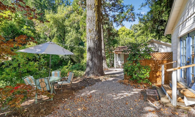 Cobb Apartment | Rouge Cobb Mountain Hotel - Cabin 2