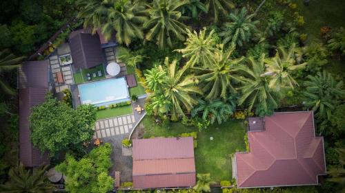 Loon Resort | Rue DeuxVilles Villa