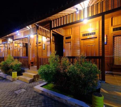 Sumberagung Cabin | Rumah Mertua Pulau Merah