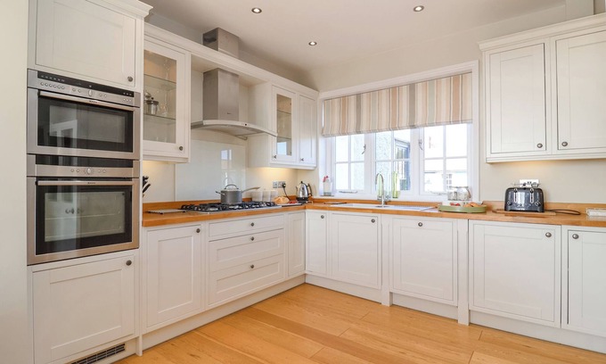 Aldeburgh Cottage | Runton