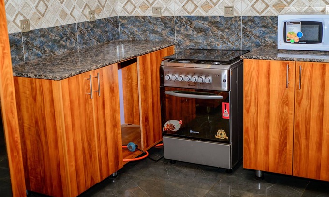 Rwamagana Hotel | Rusororo Hill View Home Inn