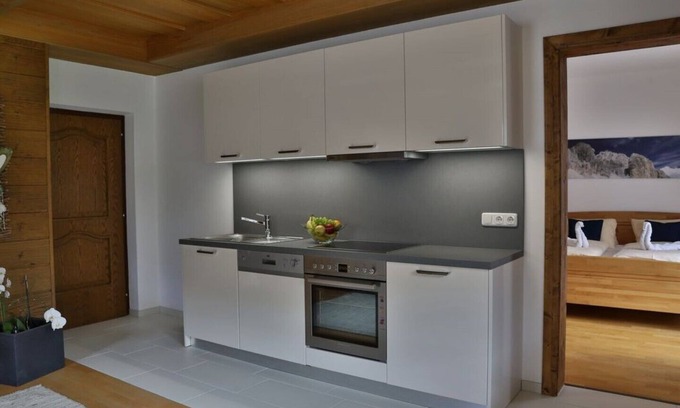 Abfaltersbach Apartment | Rustic apartment in the Dolomites