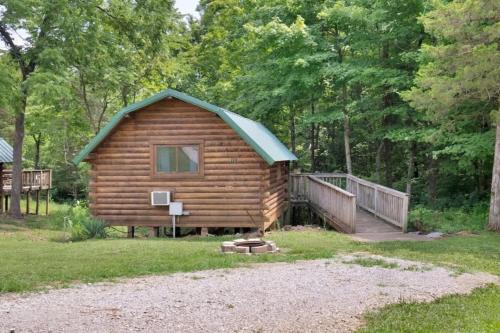 Bloomington House | Rustic Cabin with Pool Access