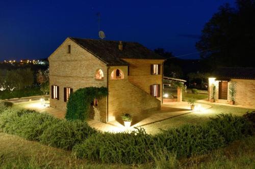 Civitanova Marche Villa | Rustic Country house