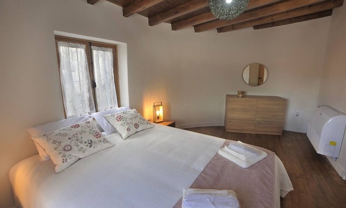 Agios Theodoros Cabin | Rustic Heritage Suite
