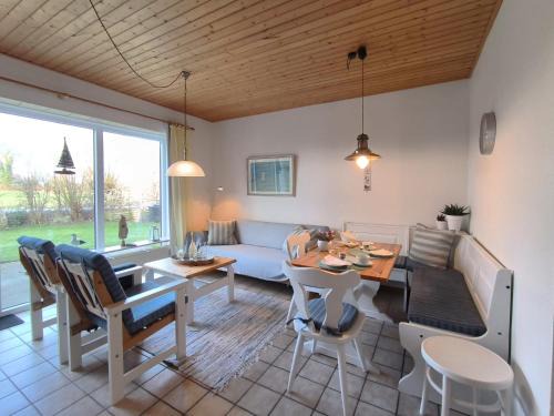 Kronsgaard Apartment | Ruthenberg in Kronsgaard- gemütliche Ferienwohnungen, 1700m vom Ostseestrand entfernt