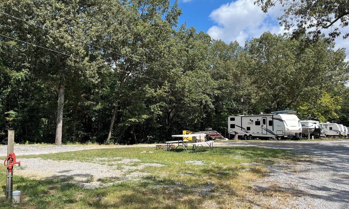 Aurora RV Rental | RV Site #38 Pull Through