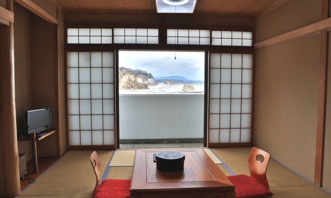 Iwaki House | Ryokan Urashima