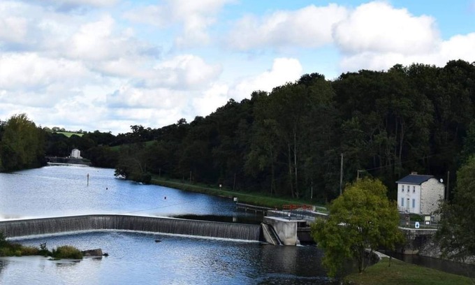 Montflours House | Séjour en Bords de Rivière Entre Laval et Mayenne