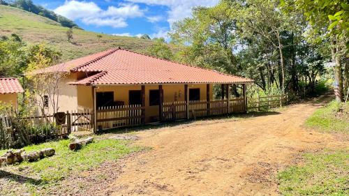 Resende Costa House | Sítio Cangumbim