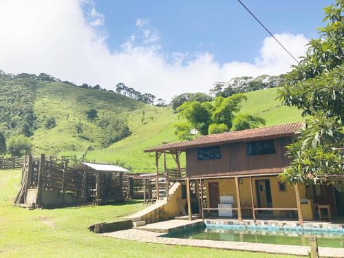 Centro House | Sítio casa do vale