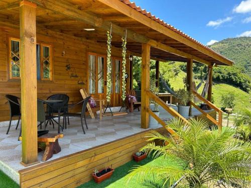 Alfredo Wagner House | Sítio vale das pedras