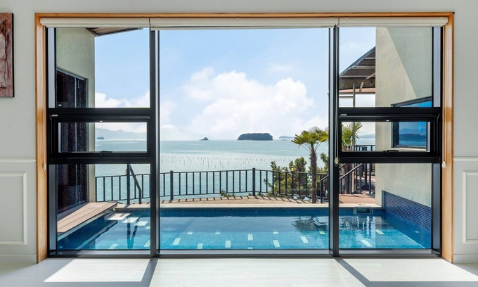 Tokso House | Sacheon Ara Private Pool Villa