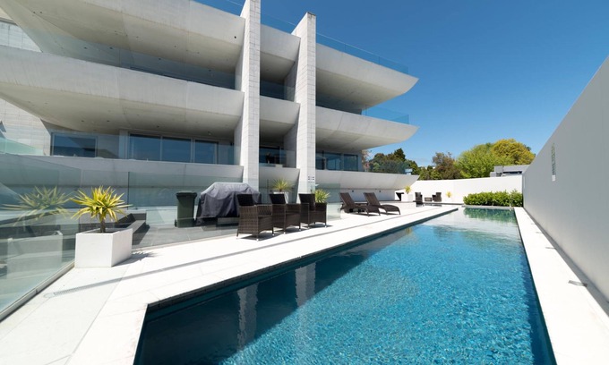 Waipahihi Apartment | Sacred Waters