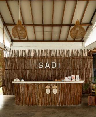 Telukbakau Resort | Sadi Beach House