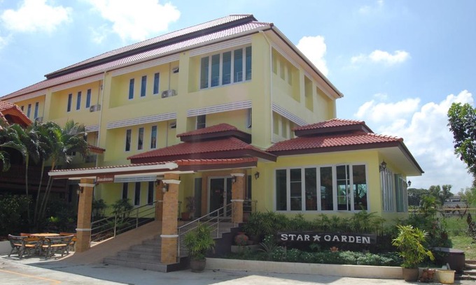 Chaiyasathan Resort | Saengthong Resort Chiangmai