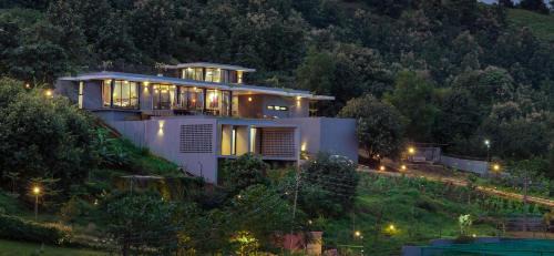 Igatpuri Villa | SaffronStays Bonsai