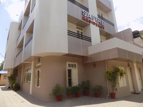 Thampanoor Hotel | Safire Residency