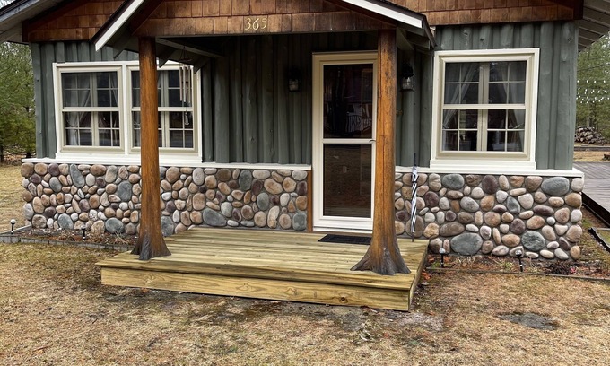 East Tawas House | Sage Lake Huron Cottage