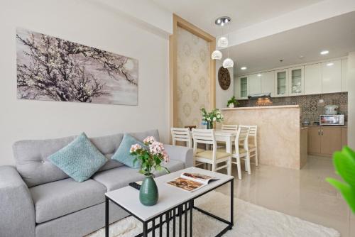 Bach Dang Riverside Apartment | SaiGon Apartment Central Ben Thanh Market