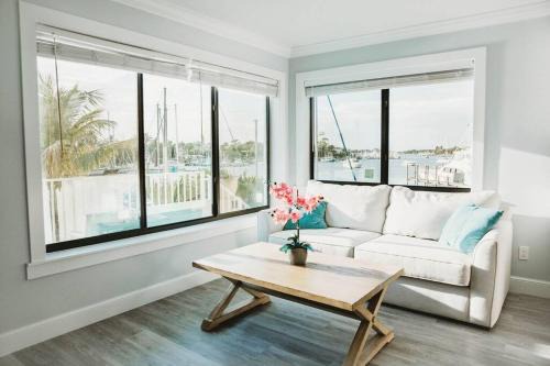 Stuart Apartment | Sailfish Suites 7 - Waterfront Lodging
