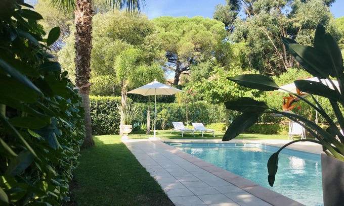 Plage de la Garonnette Villa | Sainte Maxime, villa of 160m2 with pool, sea view (sea 200m), landscaped garden