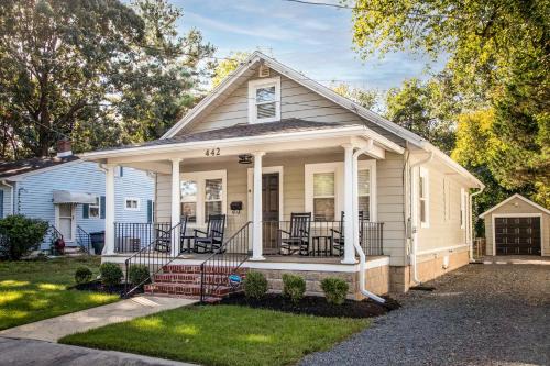Salisbury House | Salisbury Hideaway