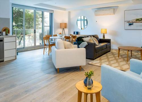 Sorrento Apartment | Salt 7 Spacious Luxury in Sorrento walk to the beach