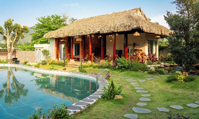 Hoa Vang House | Salt Electrolysis Pool 2BR 2BA kitchen Ba Na Hills