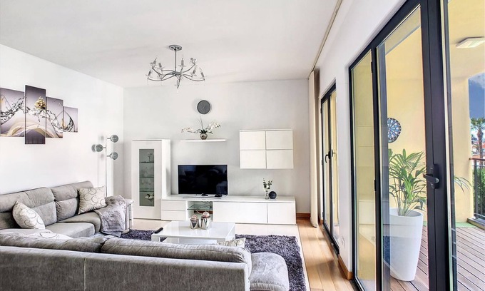 Santa Luzia Apartment | Samya Apartment by LovelyStay